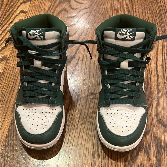 Jordan Air 1 Retro high tops - Picture 1 of 7